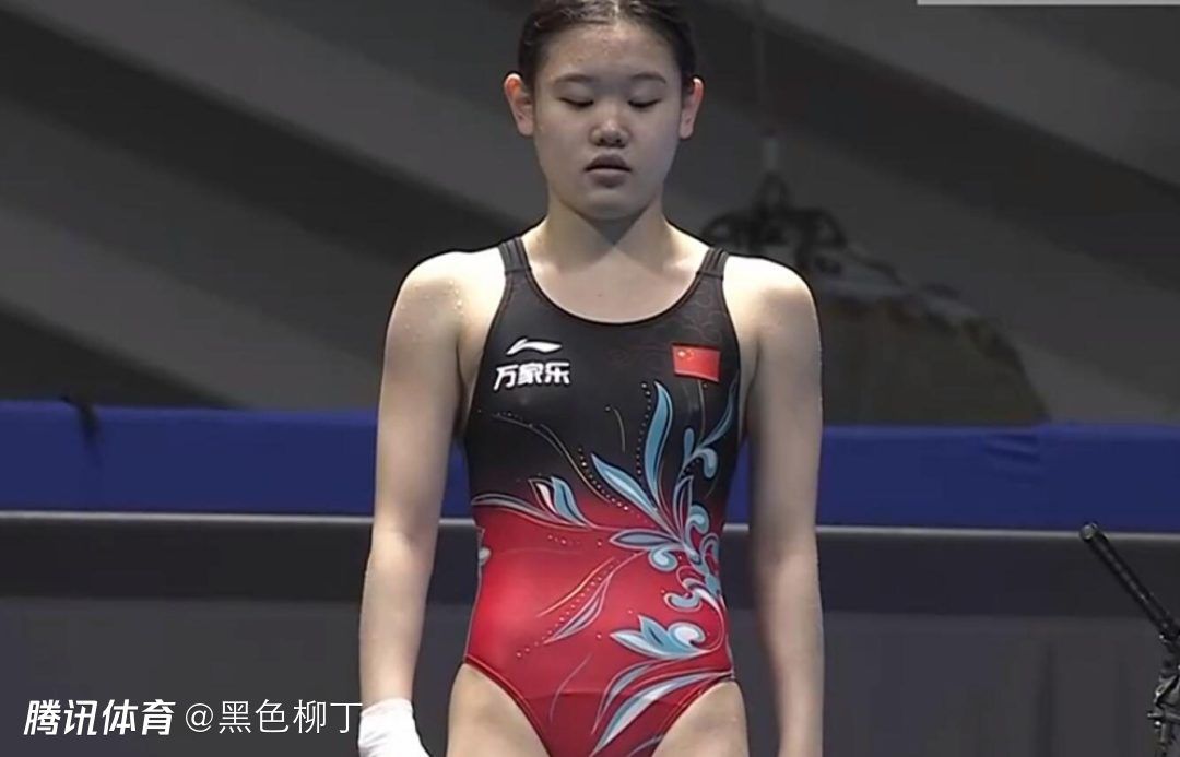 娇羞的妻子